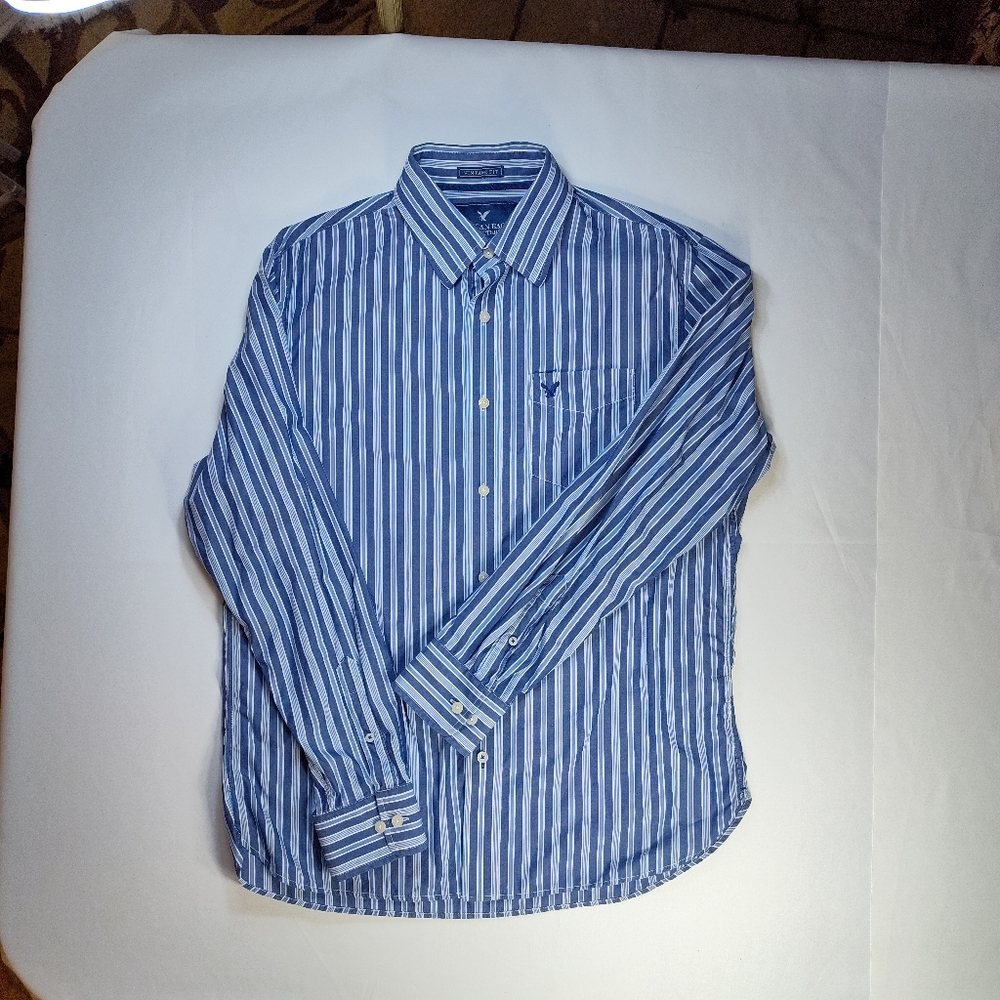 American Eagle Outfitters Navy and White Striped Long Sleeve Shirt Size Large